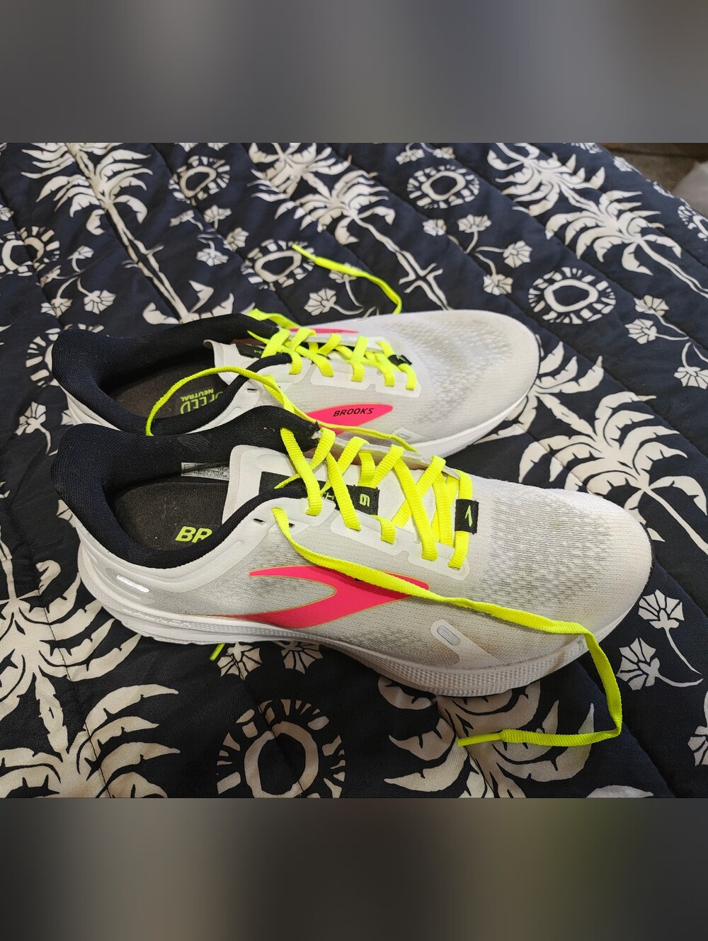 Brooks Women's White Running Shoes with Neon Yellow Laces